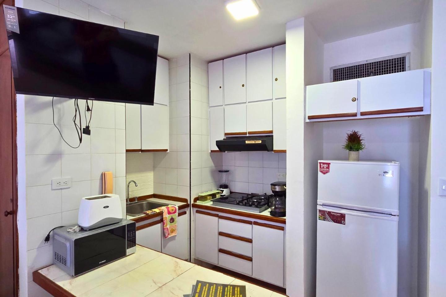 Tucacas, Frente Al Mar, Balcon, Piscina Y Playa Privada Lejlighed Eksteriør billede