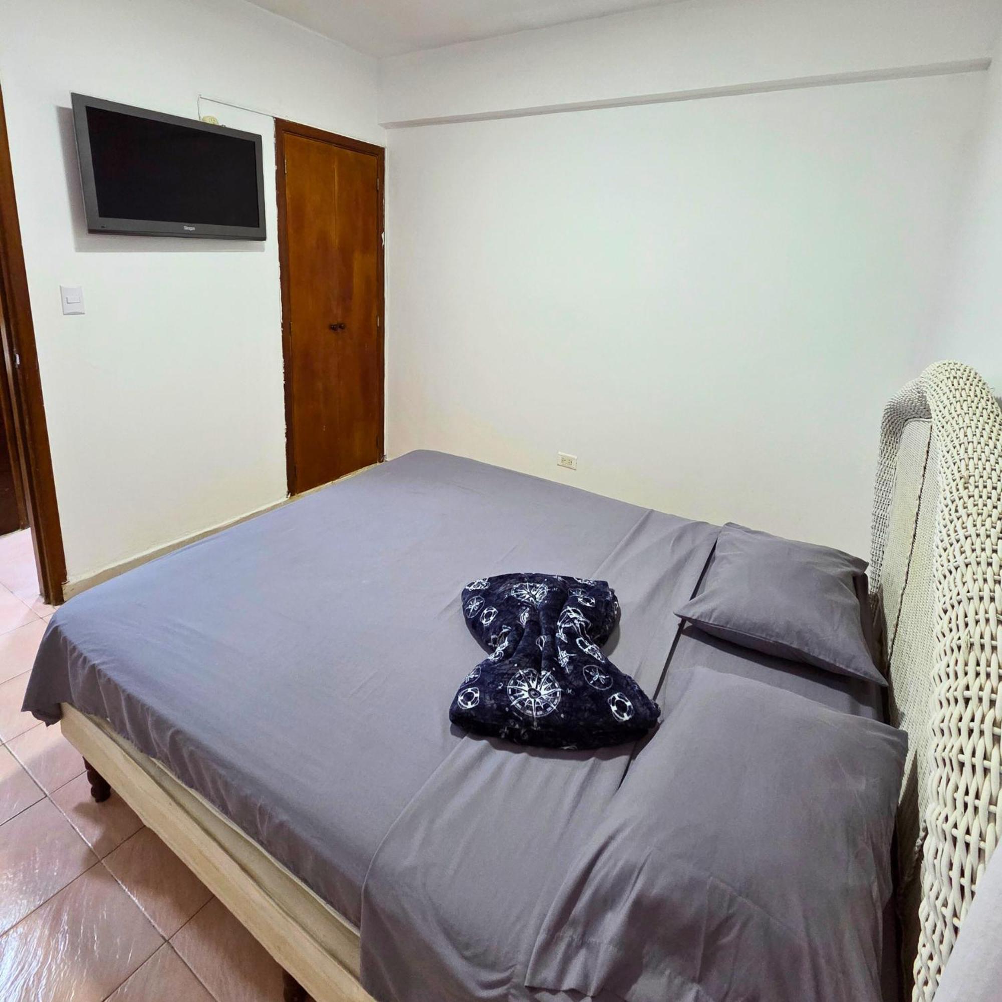 Tucacas, Frente Al Mar, Balcon, Piscina Y Playa Privada Lejlighed Eksteriør billede